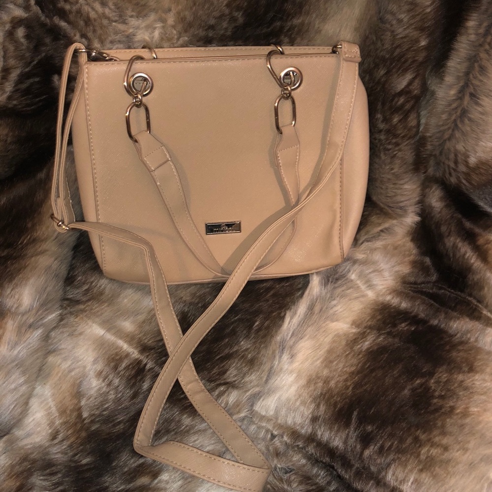 Tan purse